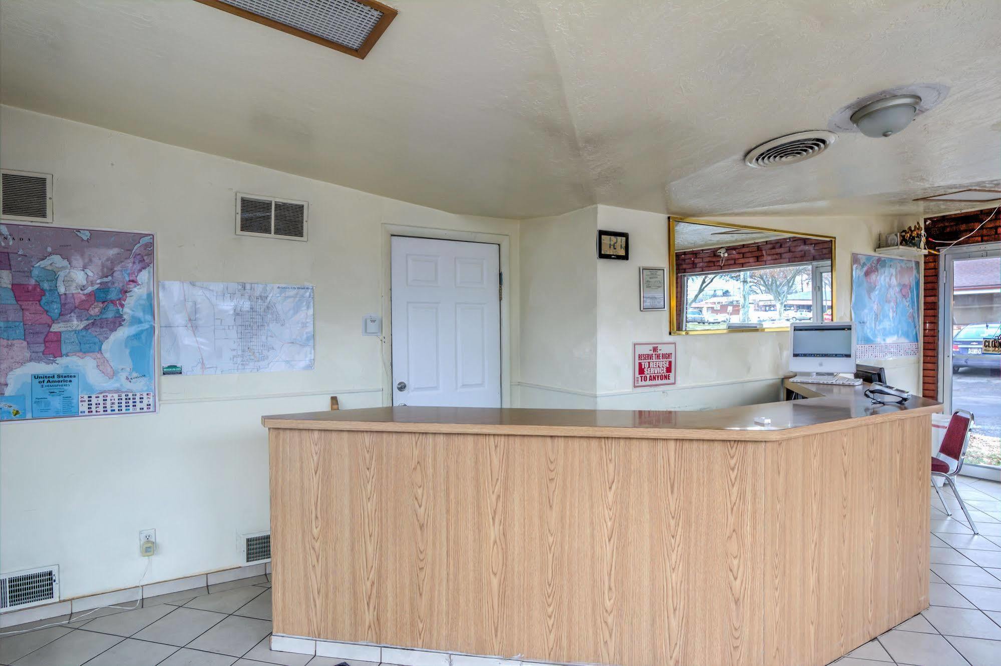 Galaxie Motel Бригам Сити Екстериор снимка